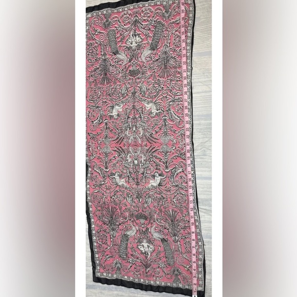 VINTAGE BABE CREATION Woman's Neck Scarf Head Wrap Pink Black cherubs angels - Picture 9 of 11